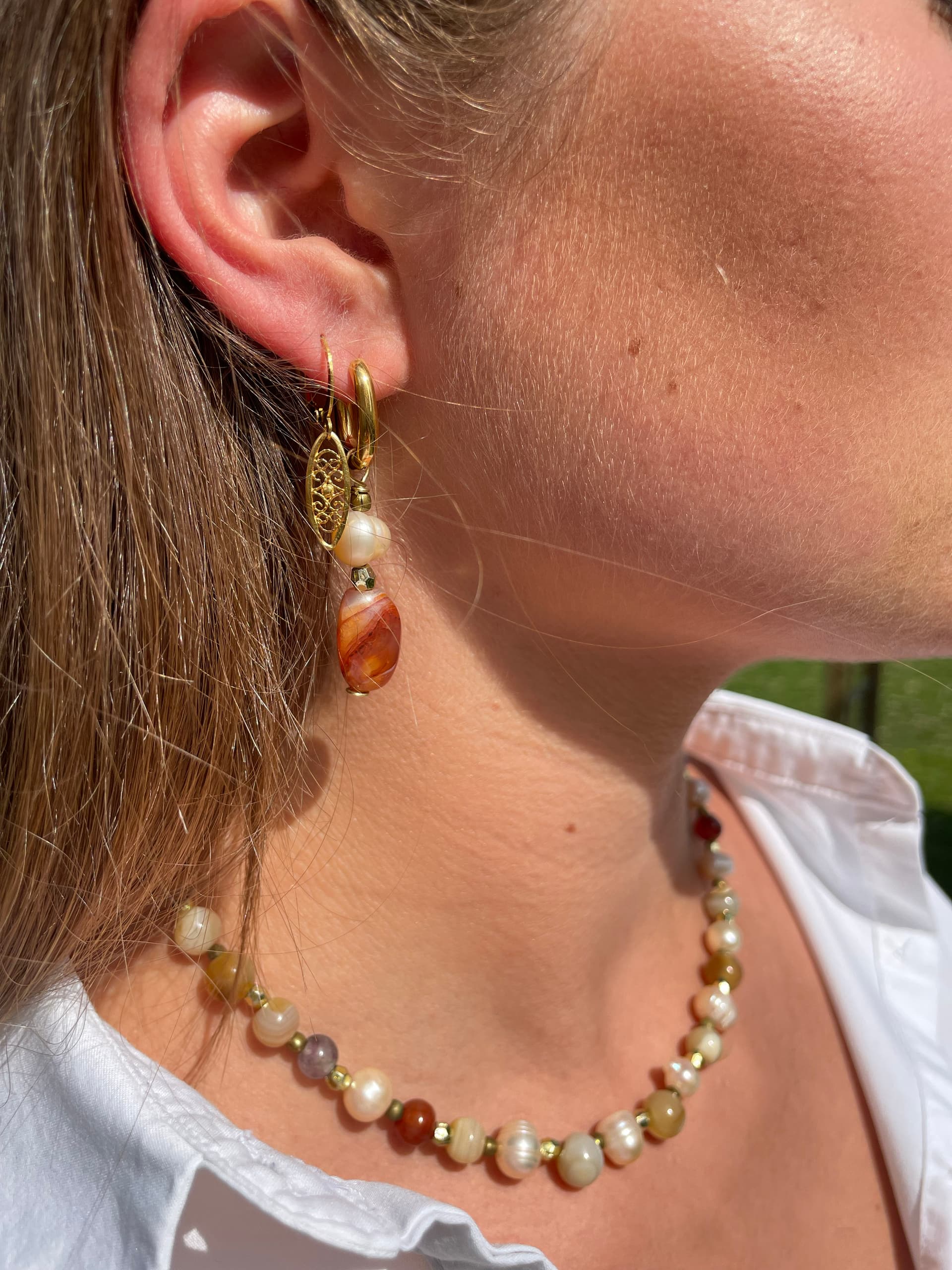 Eloïse au travail, marque Eldgja Bijoux